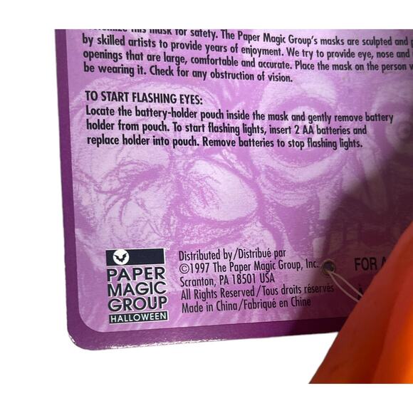 Vintage '97 Paper Magic Group Scary Jack O'Lantern Flashing Eyes Halloween Mask - Picture 8 of 8